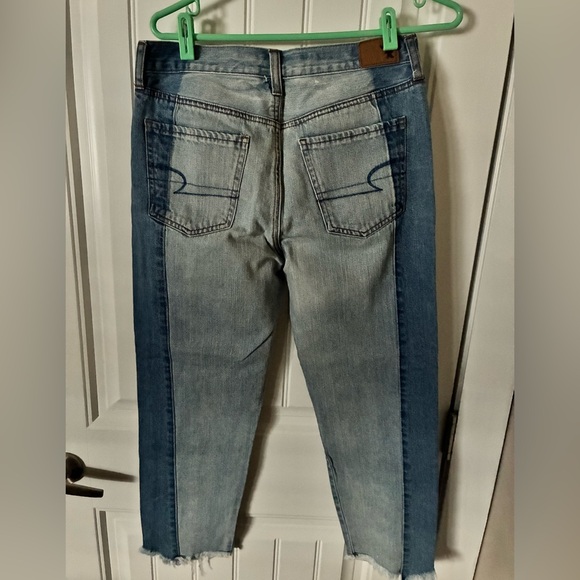 American Eagle Outfitters vintage high rise crop two tone Womens Jeans - Picture 3 of 6